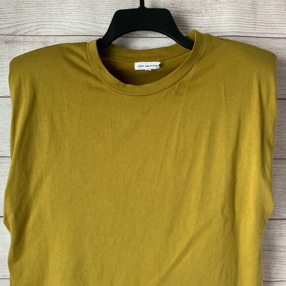 Good American Strong Shoulder Pad Sleeveless Shirt Pea Green Size 3 or Large - Picture 2 of 13